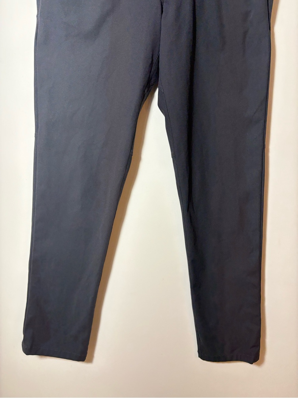 Lululemon Pants Mens 32X30 Gray Obsidian ABC Slim Fit Warpstreme Stretch - Picture 3 of 9